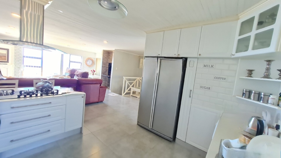 4 Bedroom Property for Sale in Dana Bay Western Cape